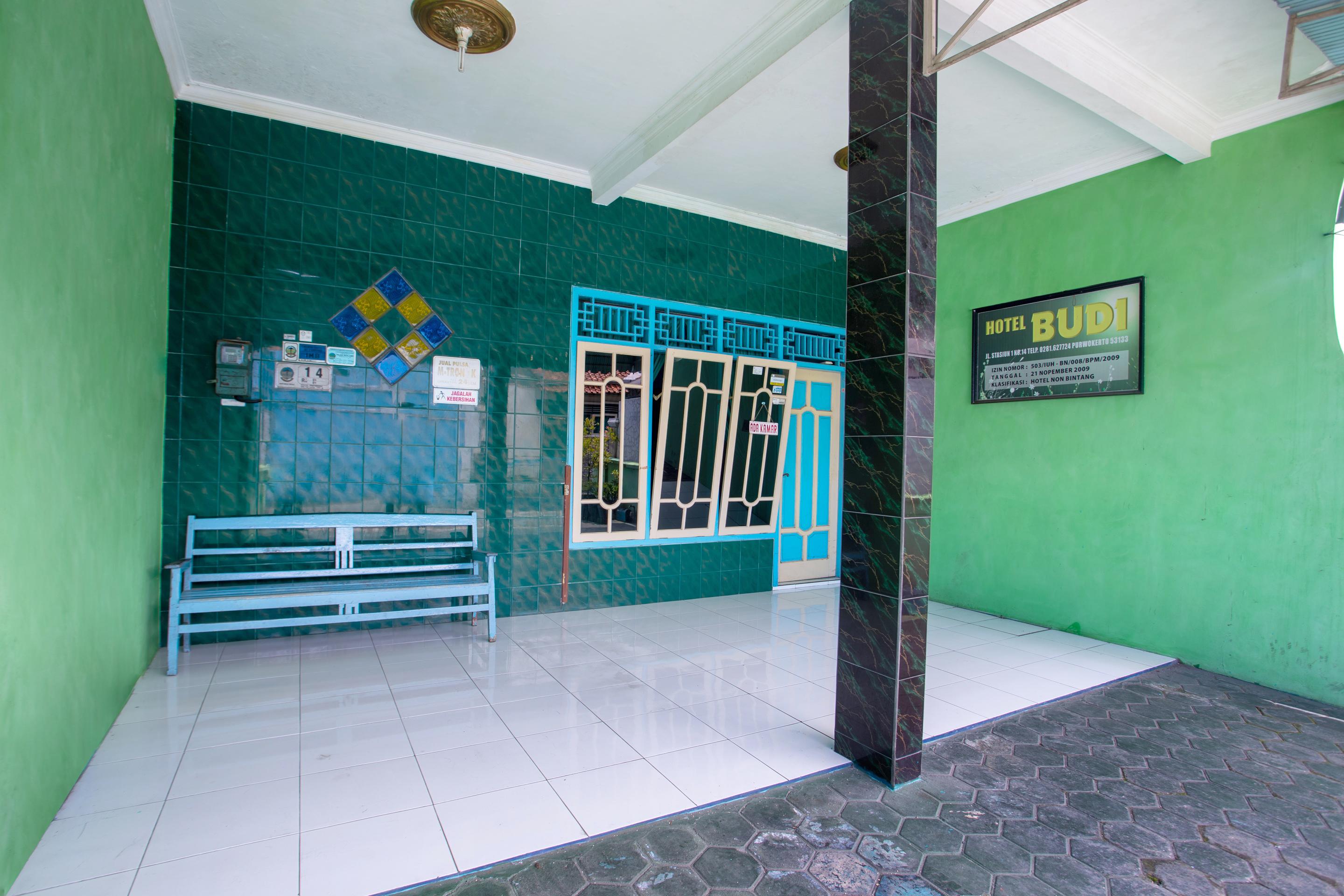 Spot On 2871 Hotel Budi Purwokerto Εξωτερικό φωτογραφία